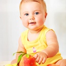 Фотоконкурс  «Спеленок» (spelenok.com) «Мои первые фрукты»