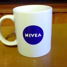 Кружка от NIVEA