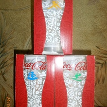 3 стакана от Coca-Cola