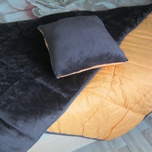 Плед и подушка от Dormeo