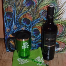 Вино, термокружка, бандана и ручка от Азбука Вкуса