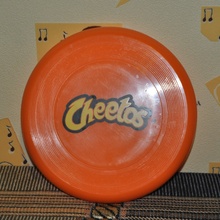Летающая тарелка от Cheetos