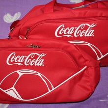 сумочки от Coca-Cola