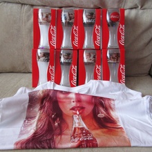 Стаканы , футболка от Coca-Cola