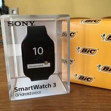 Часики Sony SmartWatch от Bic