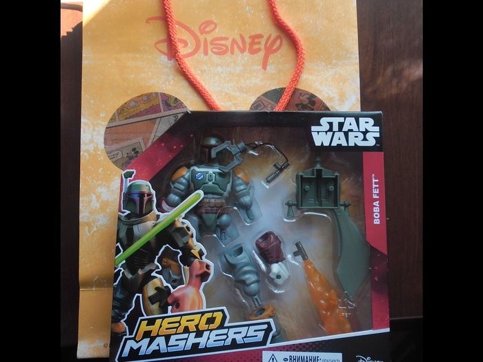 Приз конкурса Disney «Вперед! В мир Звездных Воин с игрушками от Hasbro»