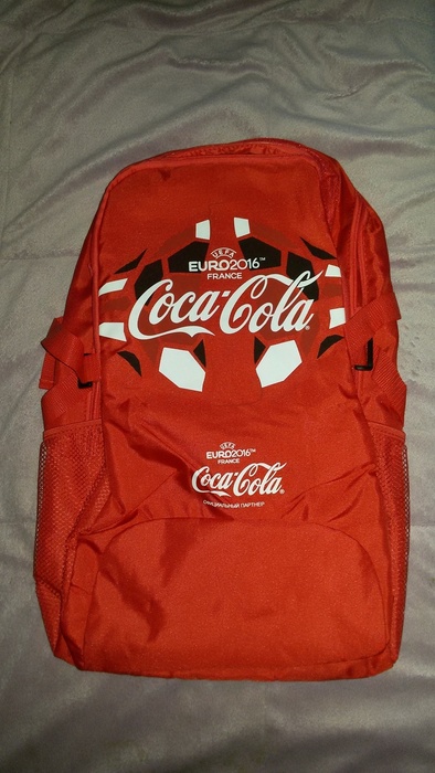 Приз акции Coca-Cola «Выиграй футбольные призы и билеты на UEFA EURO 2016»