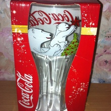 Новогодний стаканчик с мишками от Coca-Cola