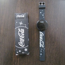 часы сенсорные от Coca-Cola