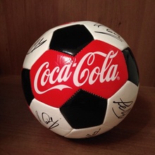 Мяч от Coca-Cola