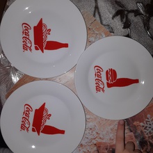 Тарелки от Coca-Cola