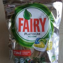 Капсулы Fairy Platinum All in One от Procter & Gamble
