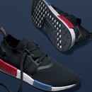 Adidas бесплатно раздаёт кроссовки