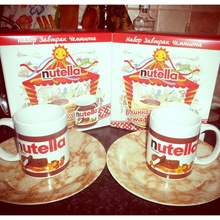 Тарелка и кружка от Nutella