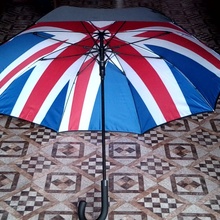 зонт-трость от Rothmans (Ротманс): «Будь ближе к Лондону!» (2013)