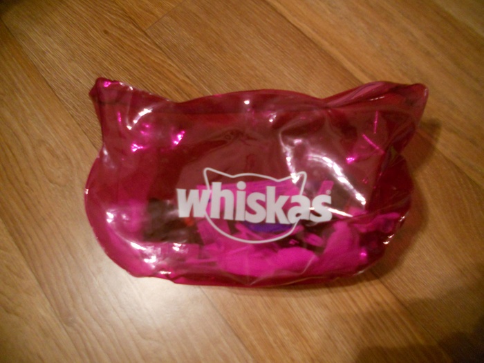 Приз акции Whiskas «Whiskas для котят»