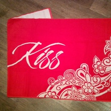 Полотенце от Kiss