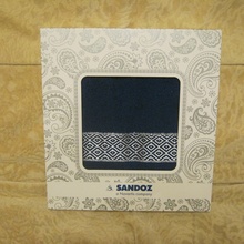 Синее полотенце от Sandoz