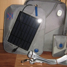 сумка с солнечной батареей от Marlboro