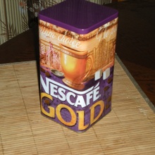 банка для кофе от Nescafe