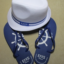 Шляпа,тапки от Efes Pilsener