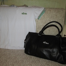 футболка XL и сумка от Holsten