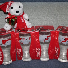 Коллекция новогодних стаканов от Coca-Cola