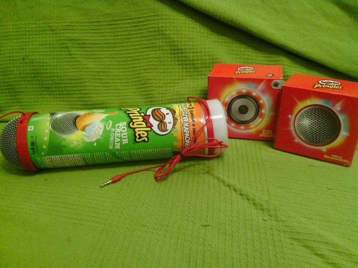Приз акции Pringles «Получи набор для караоке»