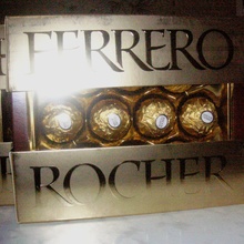 Ferrero Rocher (Ферреро Роше): «Совершенный Новый Год с Ferrero Rocher» (2013) от Ferrero Rocher