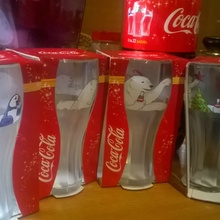 наши стаканы  от Coca-Cola
