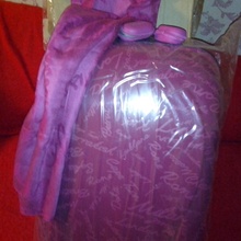 чемодан, шарф, наушники от Glamour