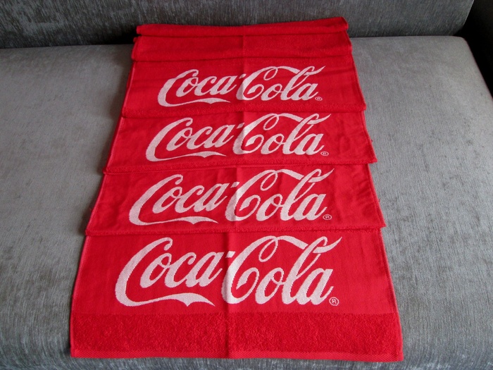 Приз акции Coca-Cola «Проведи лето с COCA-COLA!»