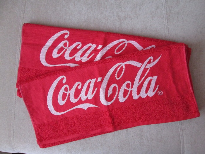 Приз акции Coca-Cola «Проведи лето с COCA-COLA!»
