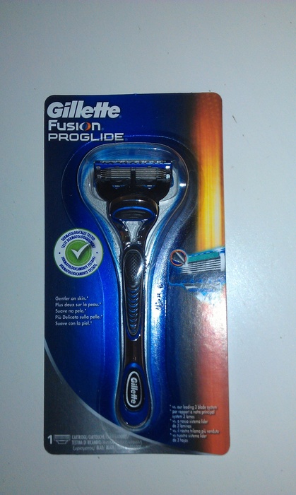 Приз акции Gillette «Получи бритву Gillette Fusion ProGlide - бесплатно!»