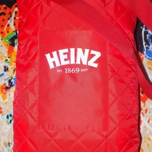 Коврик для пикника, качество хорошее), получала давно в 2014 от Heinz