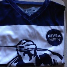 Хоккейный свитер от NIVEA Men