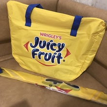 Пляжная сумка как раз к сезону от Juicy Fruit