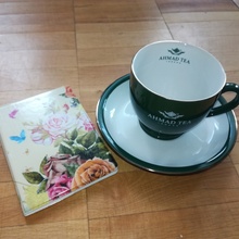 Обложка и чайный набор от Ahmad Tea