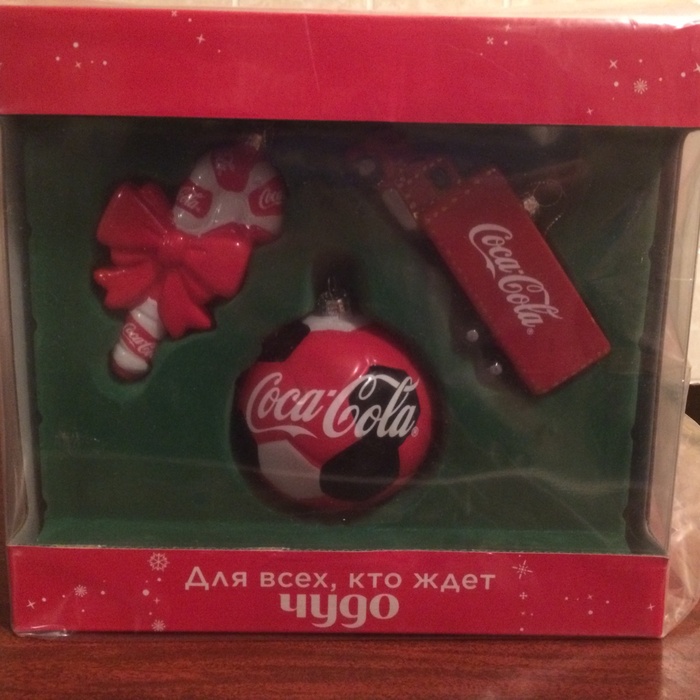 Приз акции Coca-Cola «Отправляй и получай подарки с Coca-Cola»