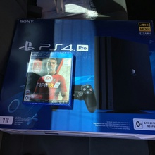 Приставка Sony PlayStation 4 Pro 1Tb + игра FIFA 18 от Coca-Cola