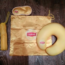 Зонт и набор для сна от Lipton Ice Tea
