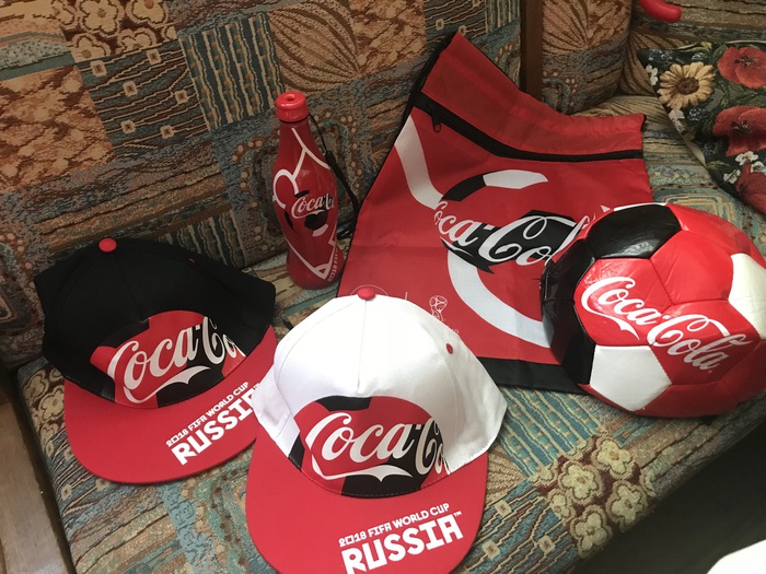 Приз акции Coca-Cola «Готовьтесь к игре!» на АЗС»