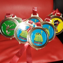Набор шоколадных медалей по фильму "Монстры на каникулах 3" от Sony Pictures