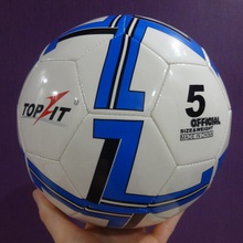 Футбольный мяч 2,7мм от Магнит