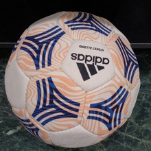 мяч за команду от adidas