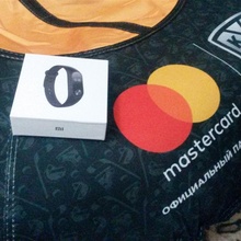 Фитнес браслет Xiaomi от MasterCard