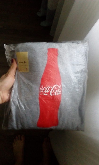 Приз акции Coca-Cola «Получи шанс выиграть новогодний подарок»