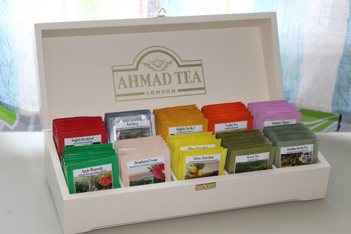 Приз конкурса Ahmad Tea «Создай свой манифест»
