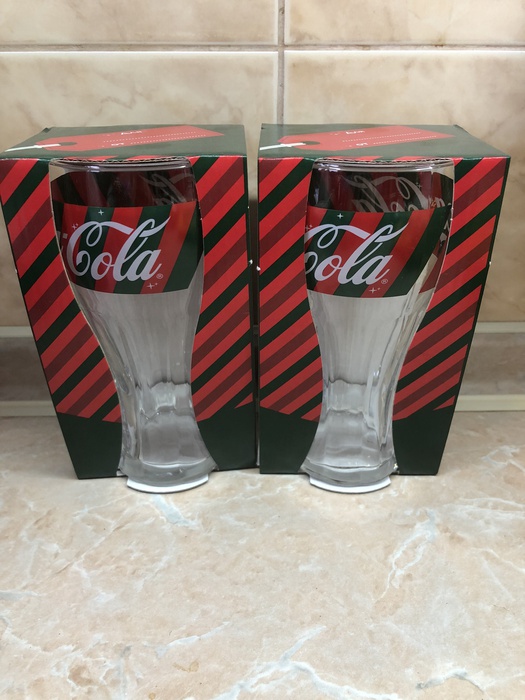 Приз акции Coca-Cola «#БудьСантой с подарками для любимых»