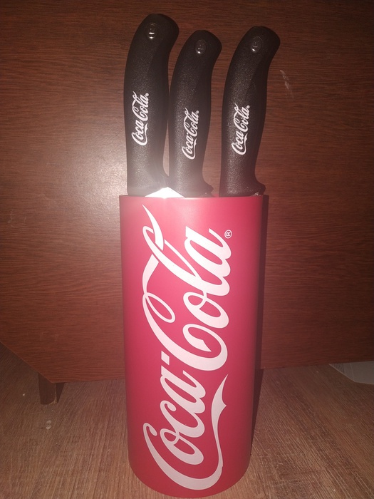 Приз акции Coca-Cola «Приготовь что-то особенное с призами от Coca-Cola и Перекрёстка»